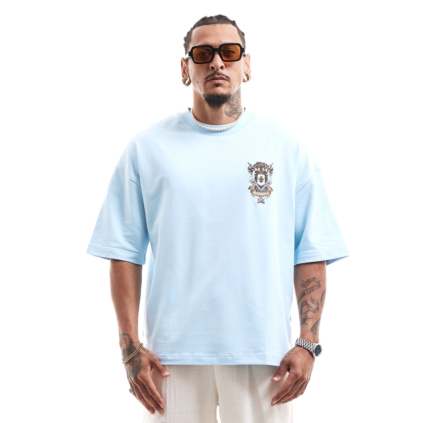 T-SHIRT " ARMORIAL STYLE EMBROIDERED TEE "