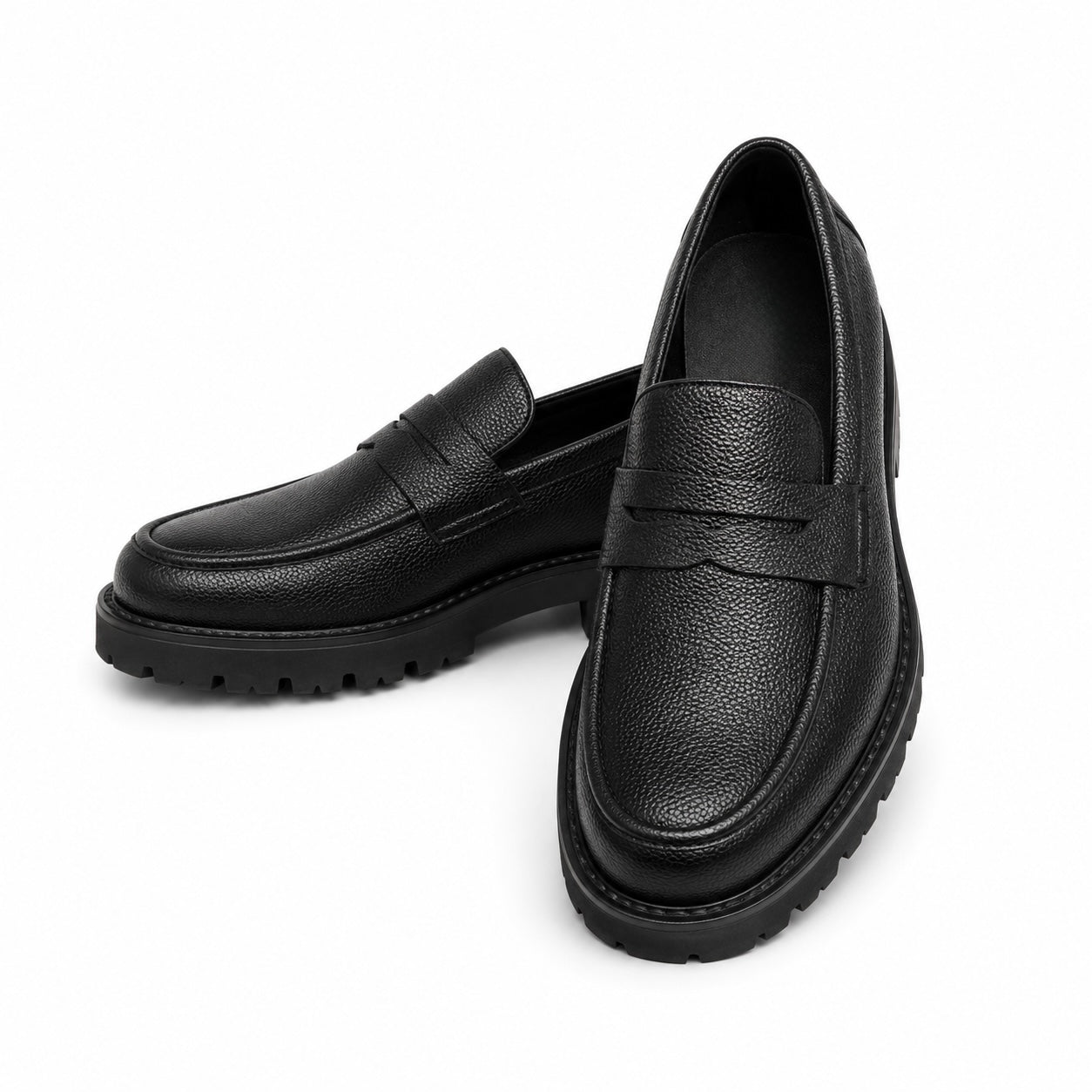 MOCASSINS À SEMELLE CRANTÉE EN SIMILICUIR