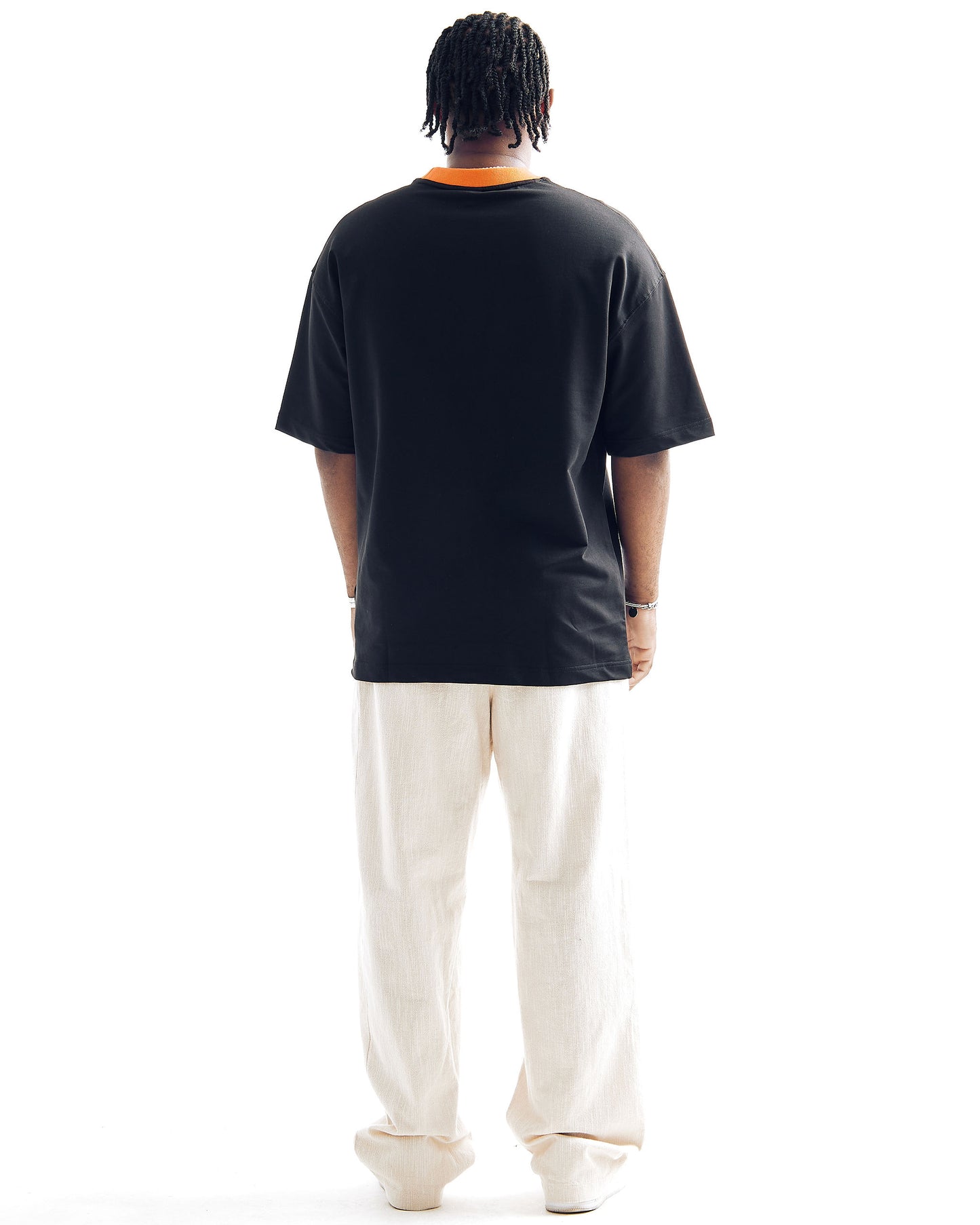 T-SHIRT " COLOR GRADIENT EMBROIDERED TEE "