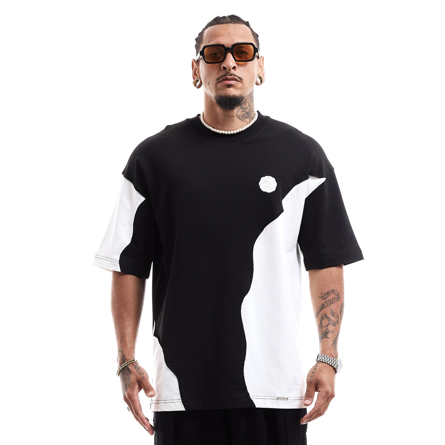 T-SHIRT " DISTRESSED STICTCH AND EMBROIDERED TEE "