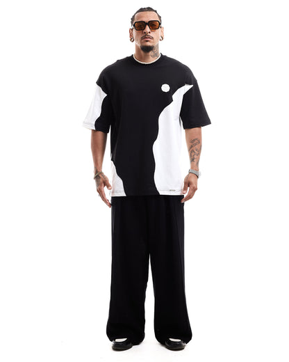 T-SHIRT " DISTRESSED STICTCH AND EMBROIDERED TEE "