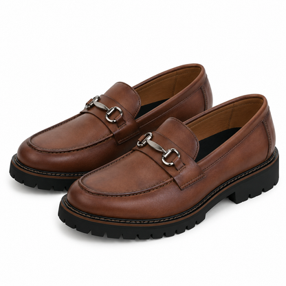 MOCASSINS À SEMELLE CRANTÉE EN SIMILICUIR